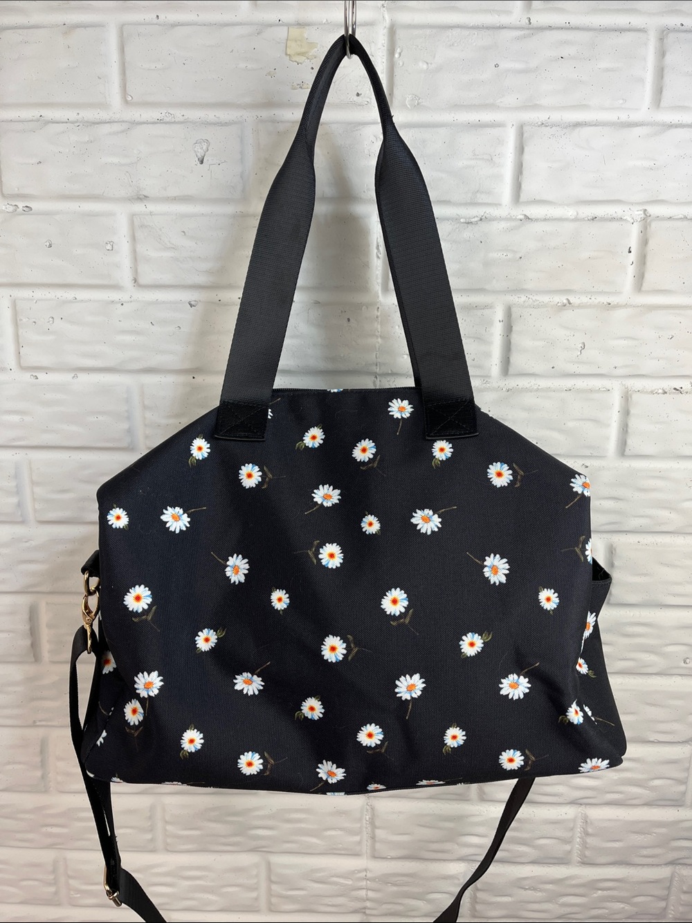 ALICE + OLIVIA BY STACEY BENDET DAISY DUFFEL BAG WEEKENDER CROSSBODY